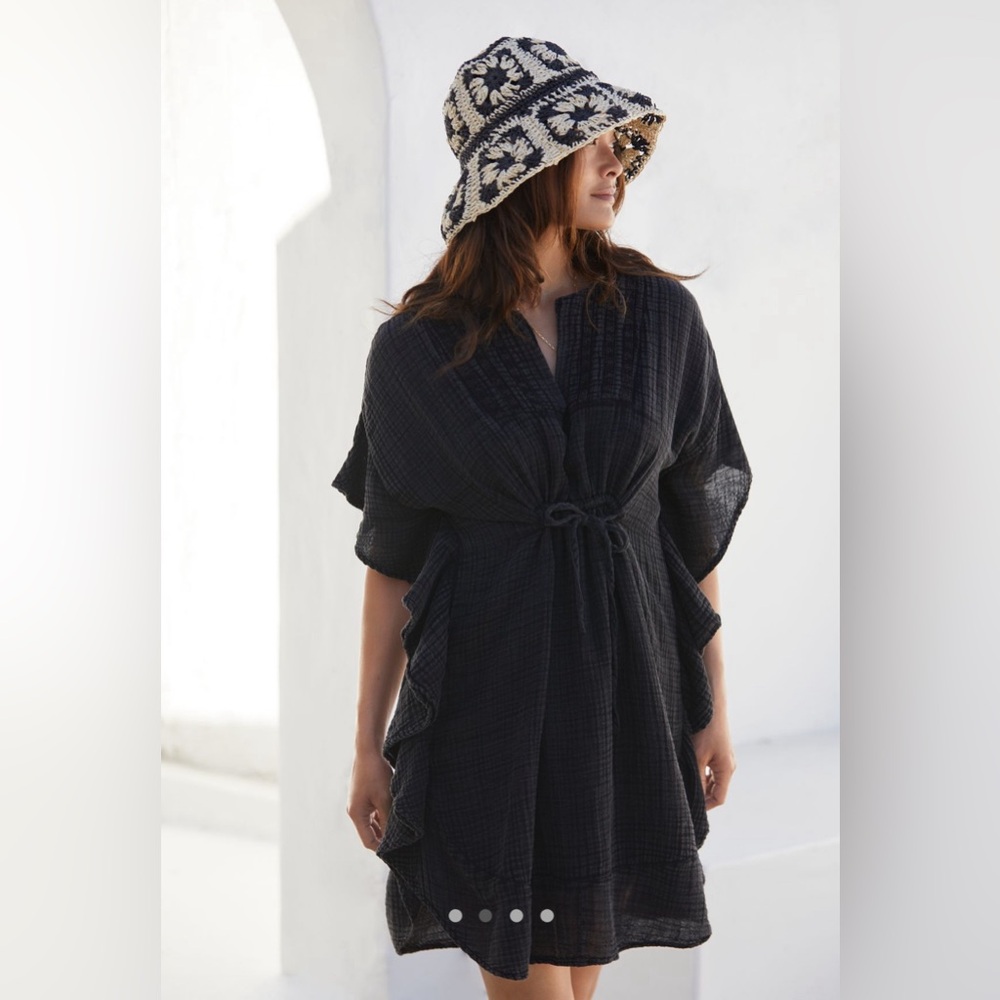 NWOT Anthropologie Liliana Ruffle Sleeve Cover Up